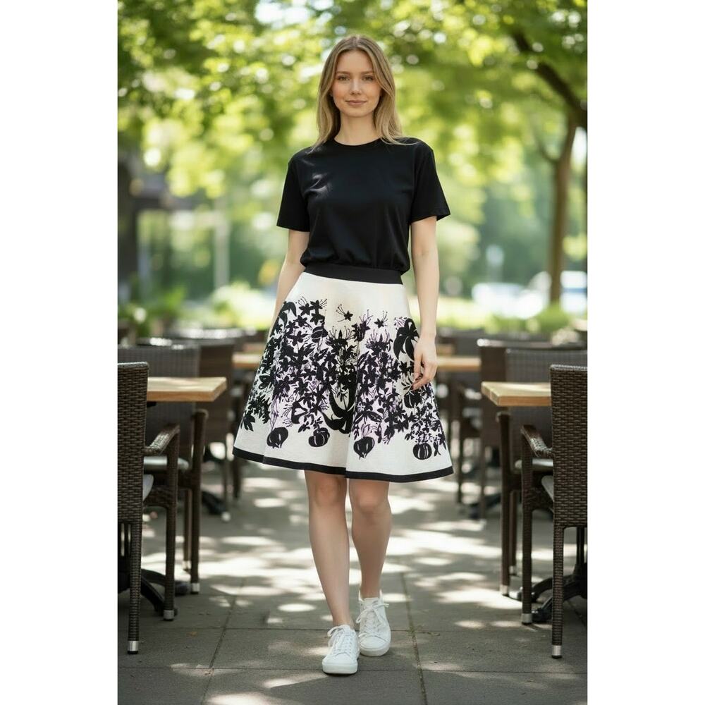 Striking Botanical Print Linen Skirt - Elegant Monochrome Artistry - Gently used